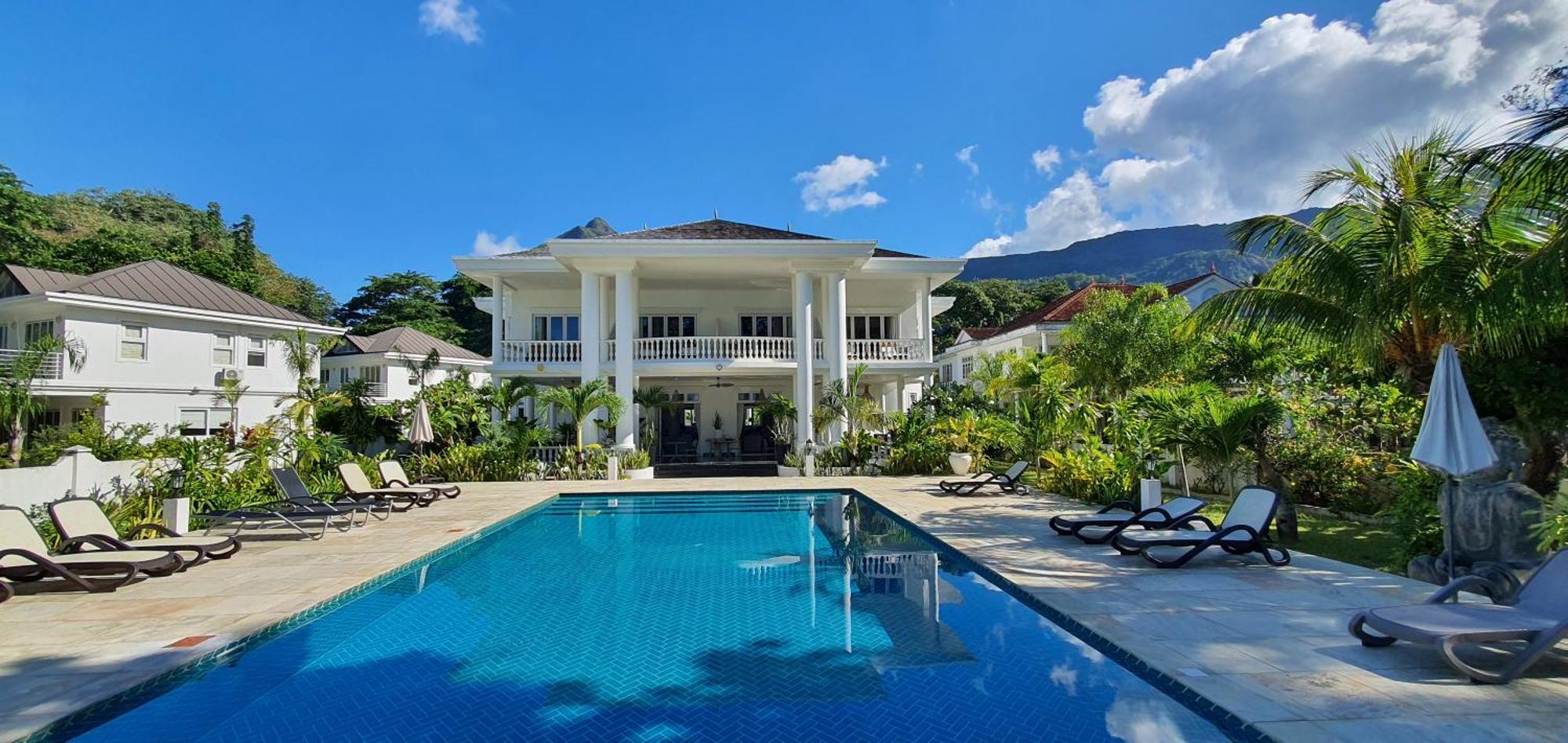 Las Brisas Villa - Chateau Elysium Beau Vallon  Esterno foto