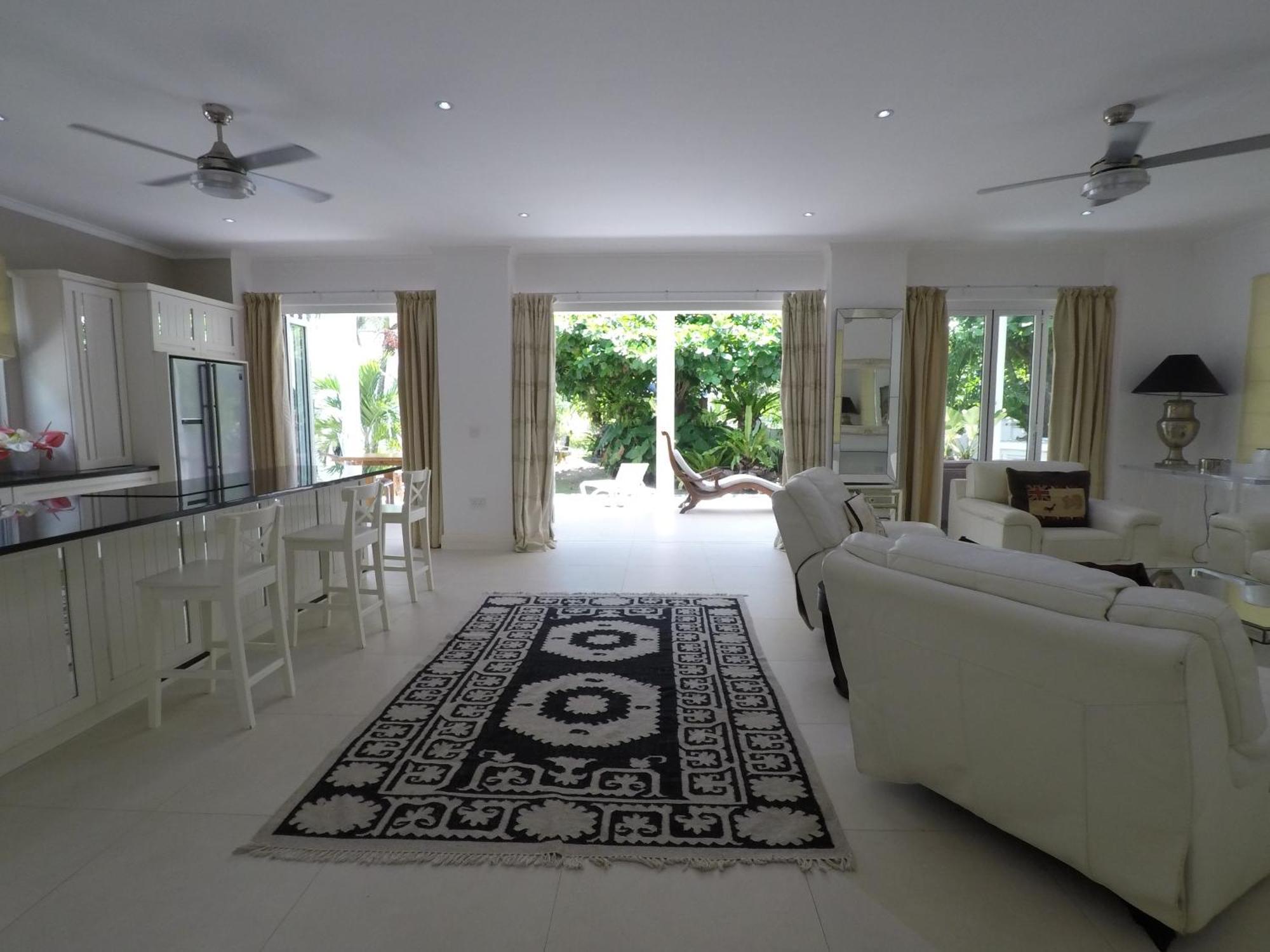 Las Brisas Villa - Chateau Elysium Beau Vallon  Esterno foto