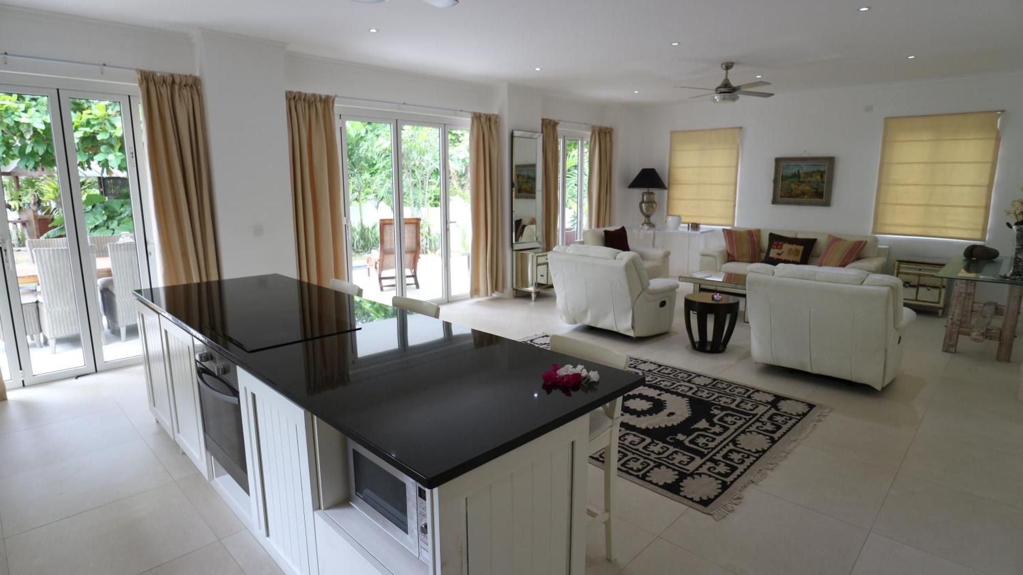 Las Brisas Villa - Chateau Elysium Beau Vallon  Esterno foto